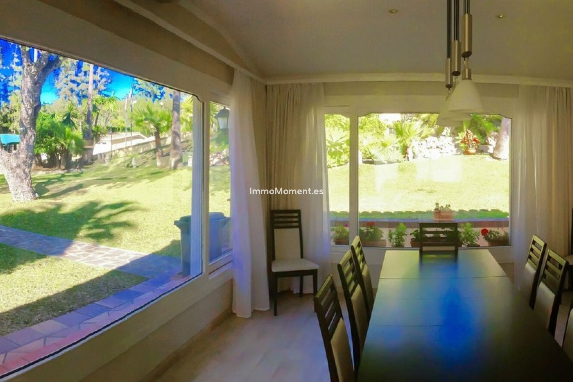 Resale - Detached villa - Marbella - Elviria