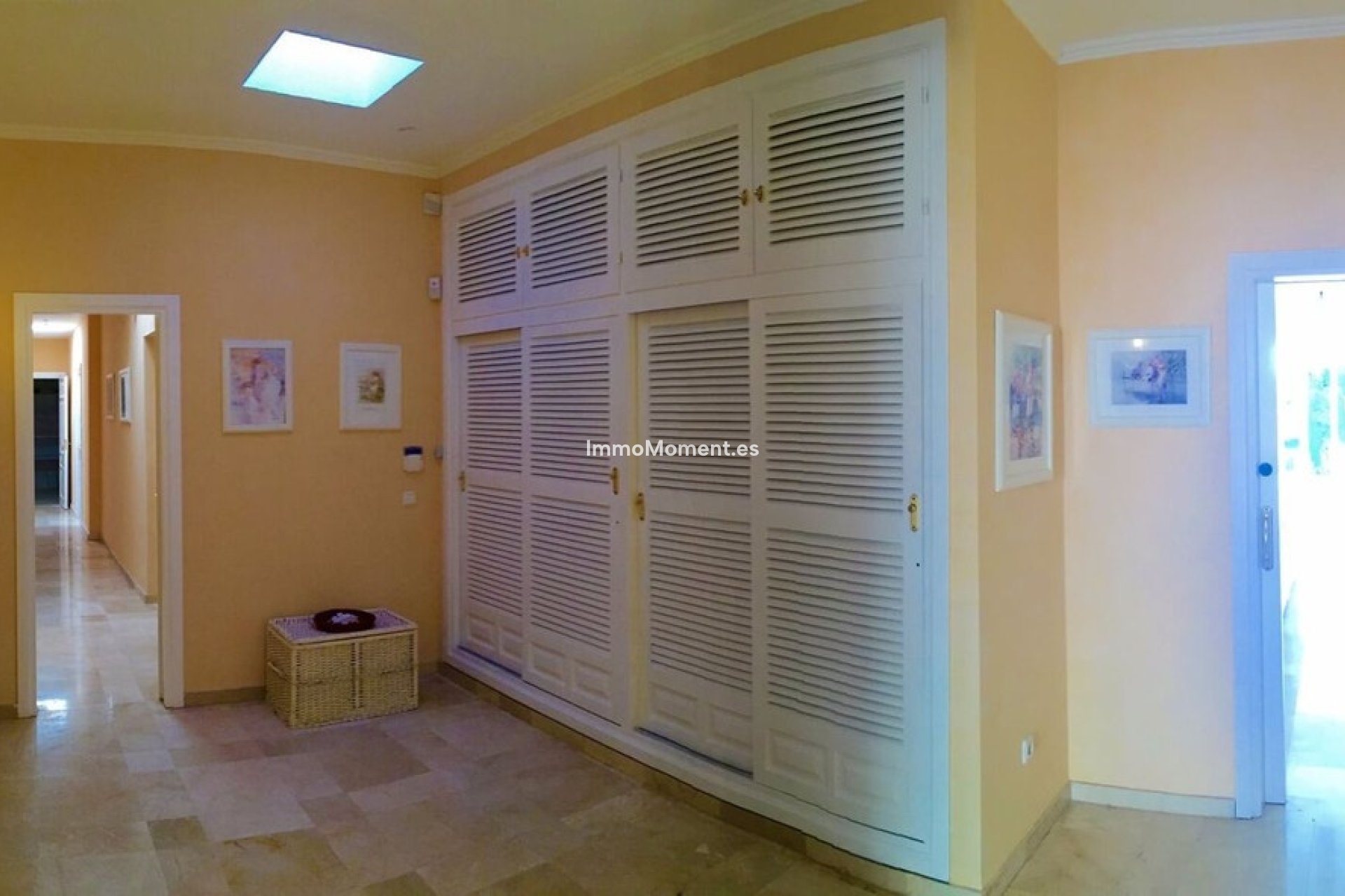 Resale - Detached villa - Marbella - Elviria