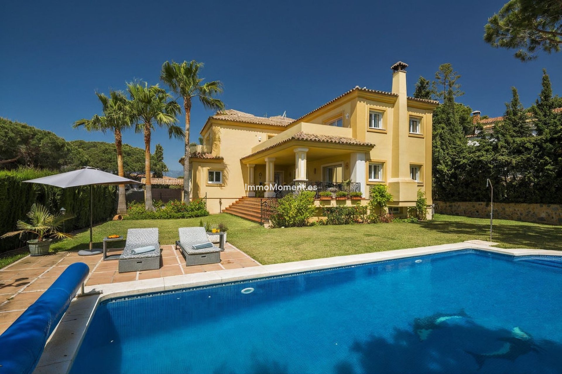 Resale - Detached villa - Marbella - Elviria