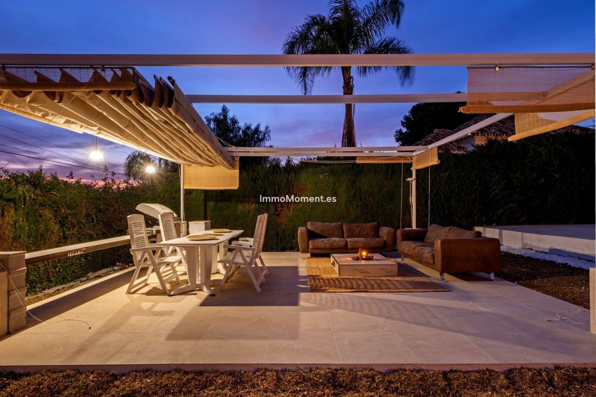 Resale - Detached villa - Marbella - Elviria