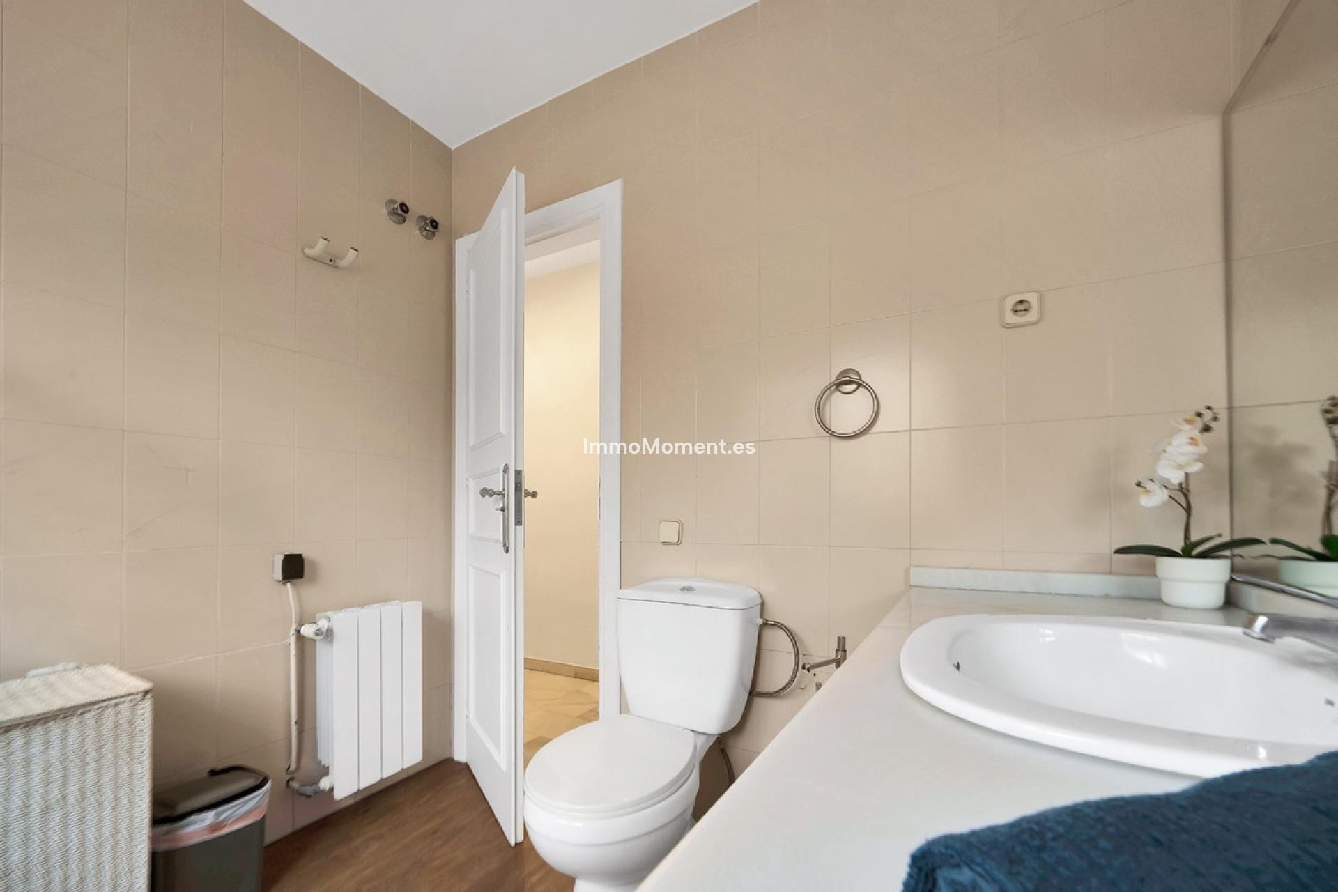 Resale - Detached villa - Marbella - Elviria