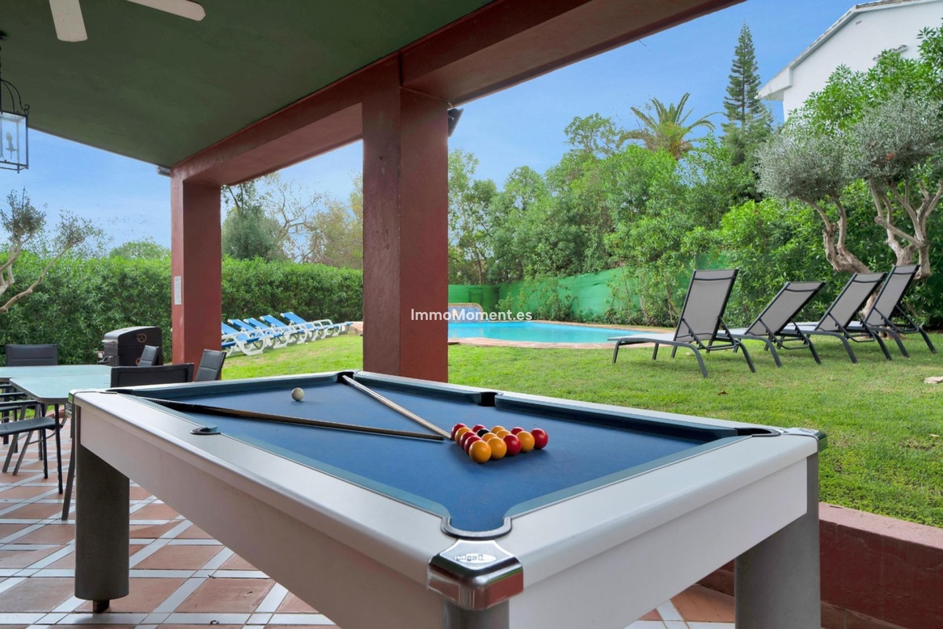 Resale - Detached villa - Marbella - Elviria