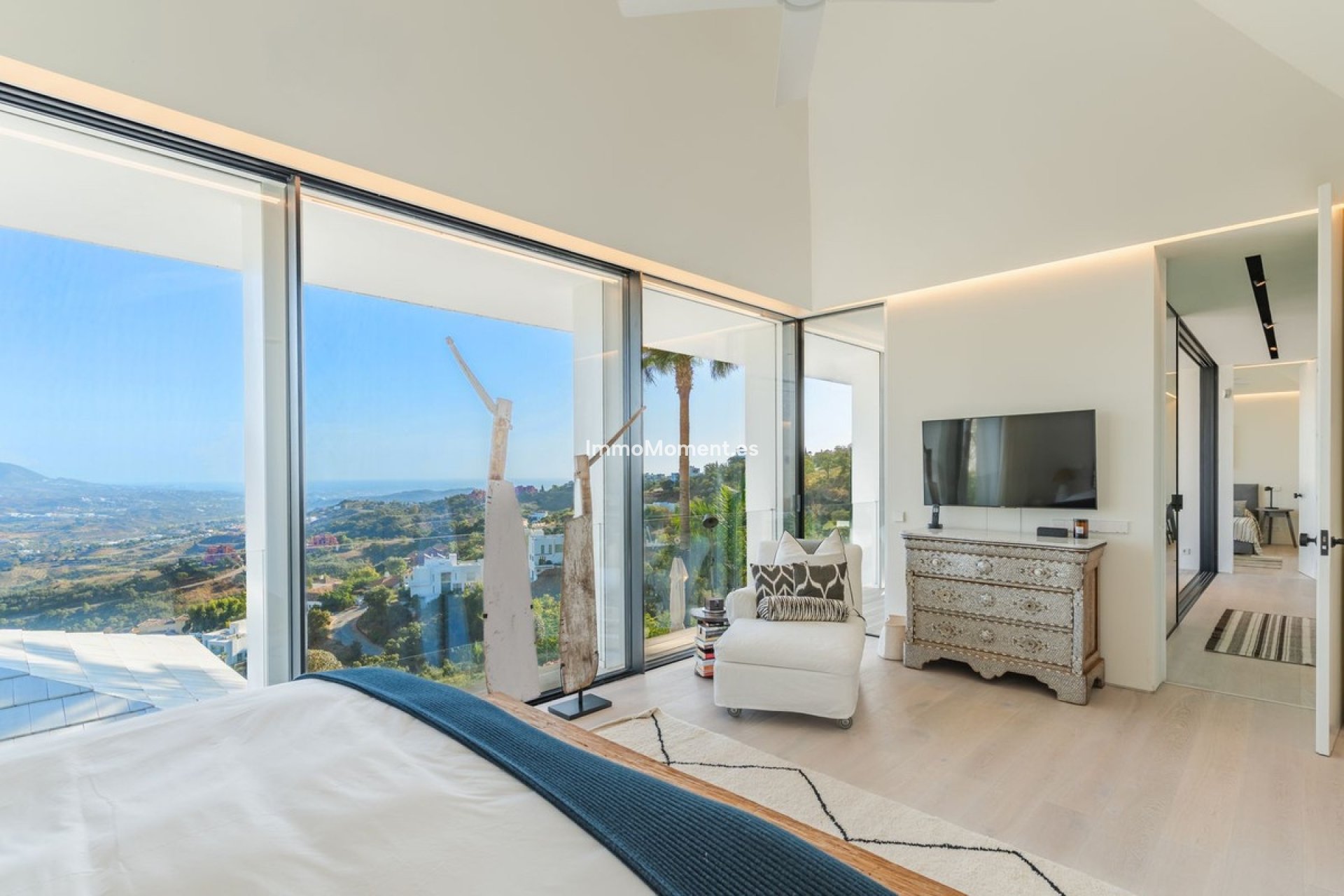 Resale - Detached villa - Marbella - Elviria