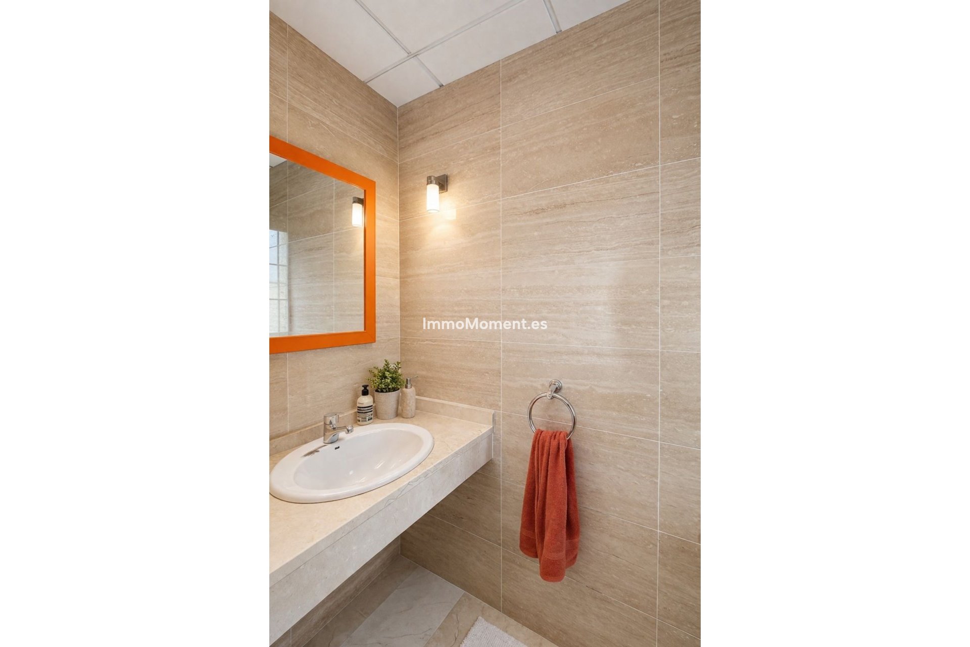 Resale - Detached villa - Marbella - Elviria
