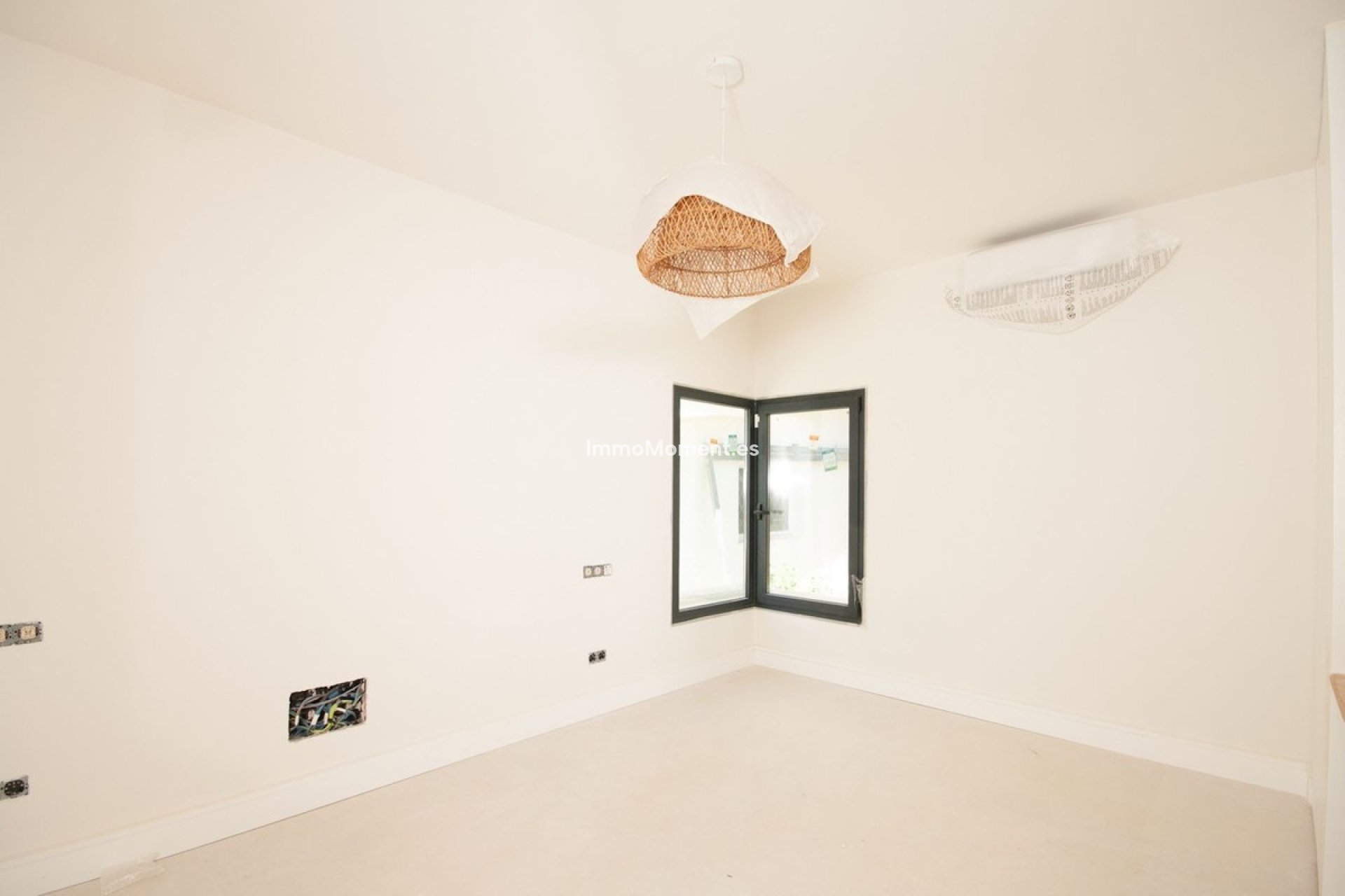 Resale - Detached villa - Marbella - Elviria