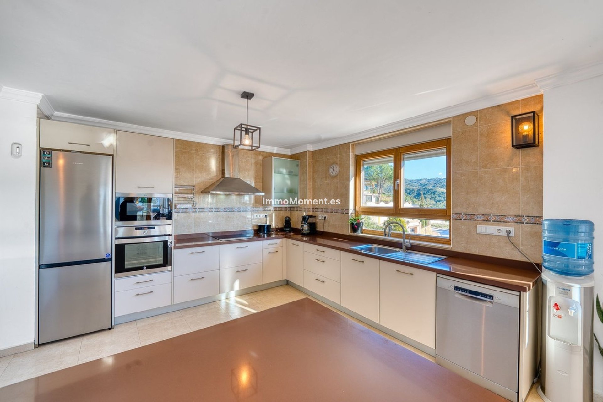 Resale - Detached villa - Marbella - Elviria