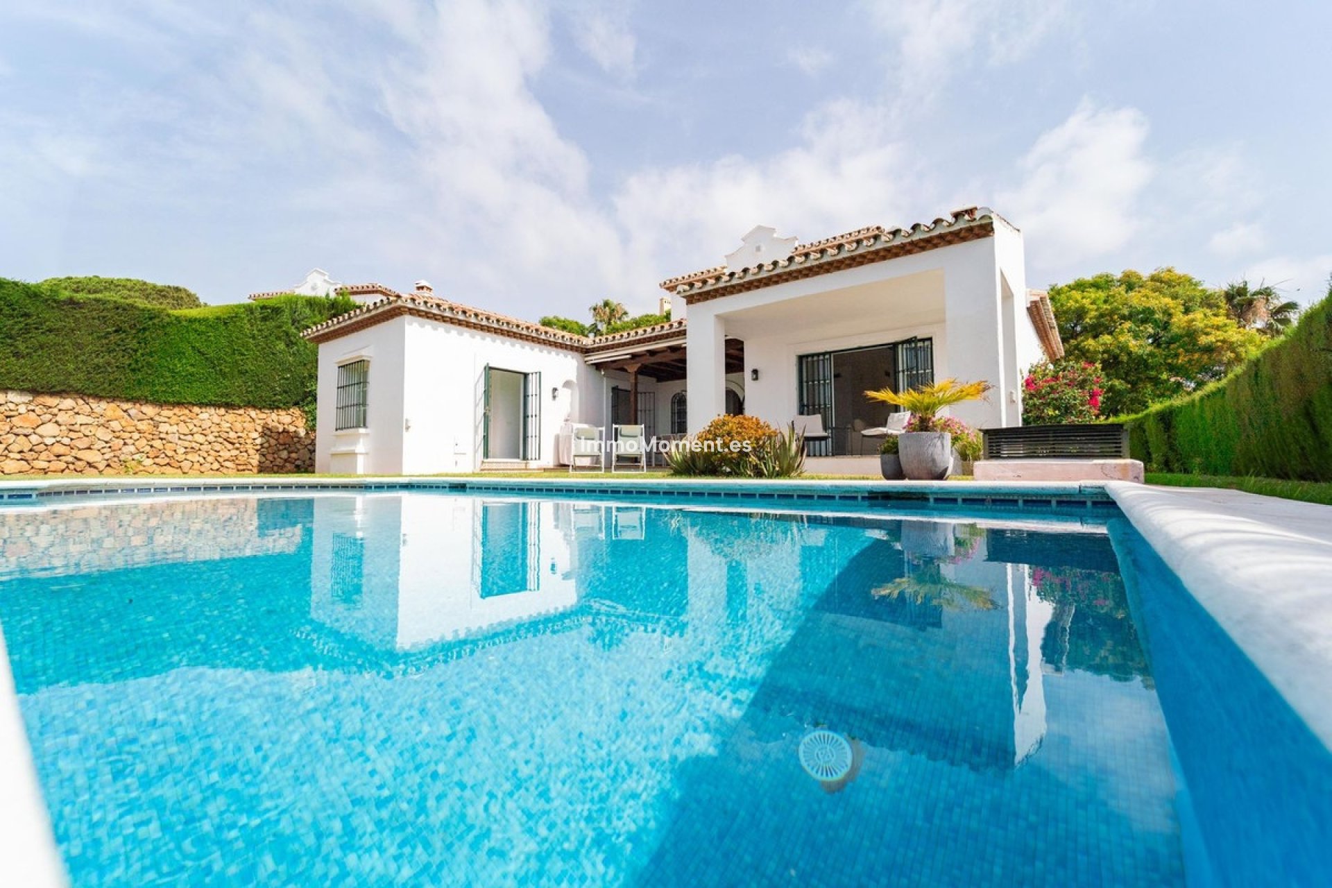Resale - Detached villa - Marbella - Elviria