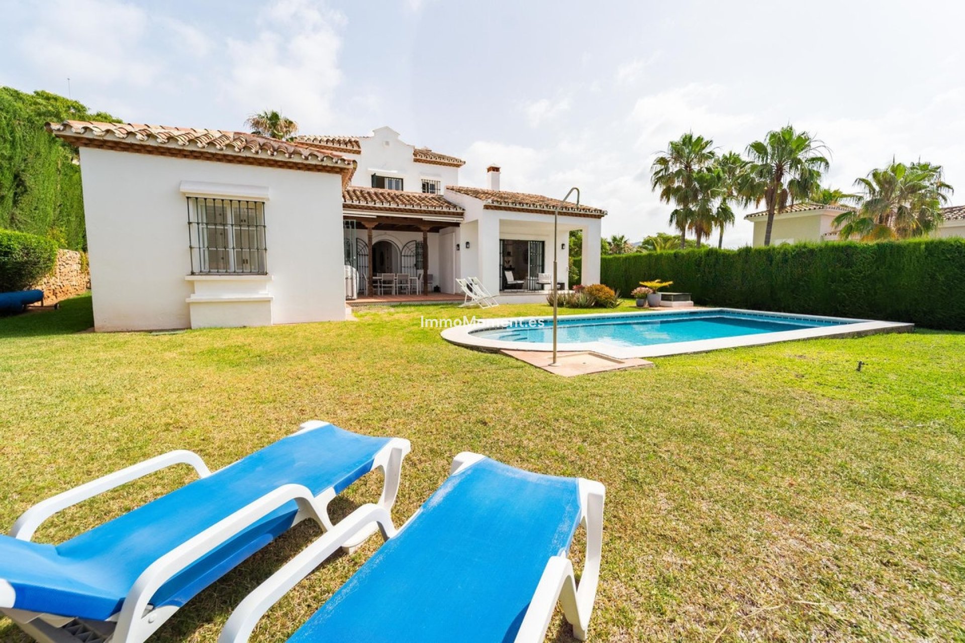 Resale - Detached villa - Marbella - Elviria