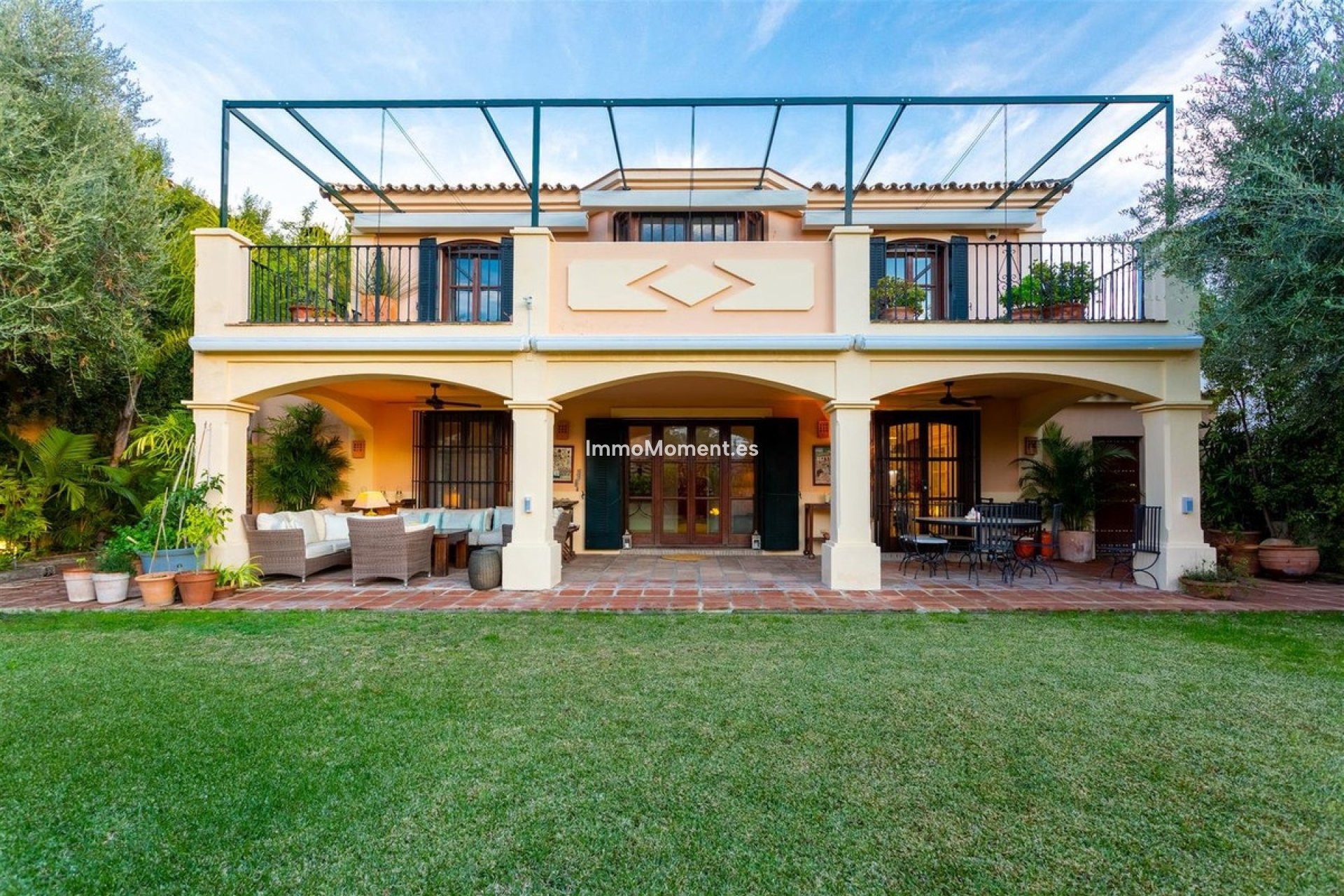Resale - Detached villa - Marbella - Guadalmina Alta