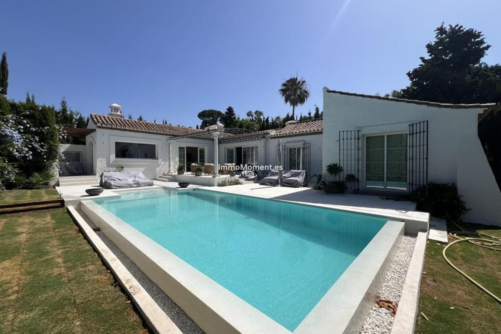 Resale - Detached villa - Marbella - Guadalmina Alta