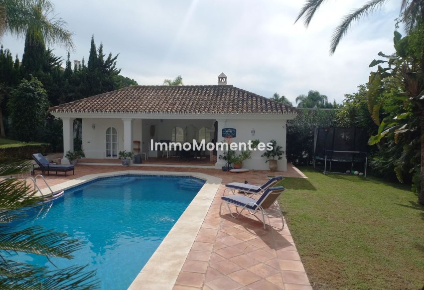 Resale - Detached villa - Marbella - Guadalmina Alta