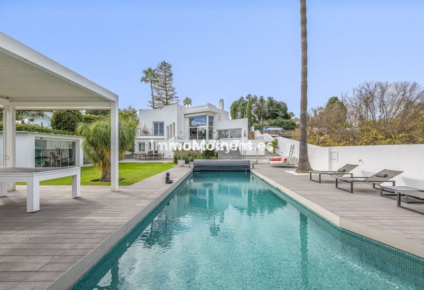 Resale - Detached villa - Marbella - Guadalmina Alta