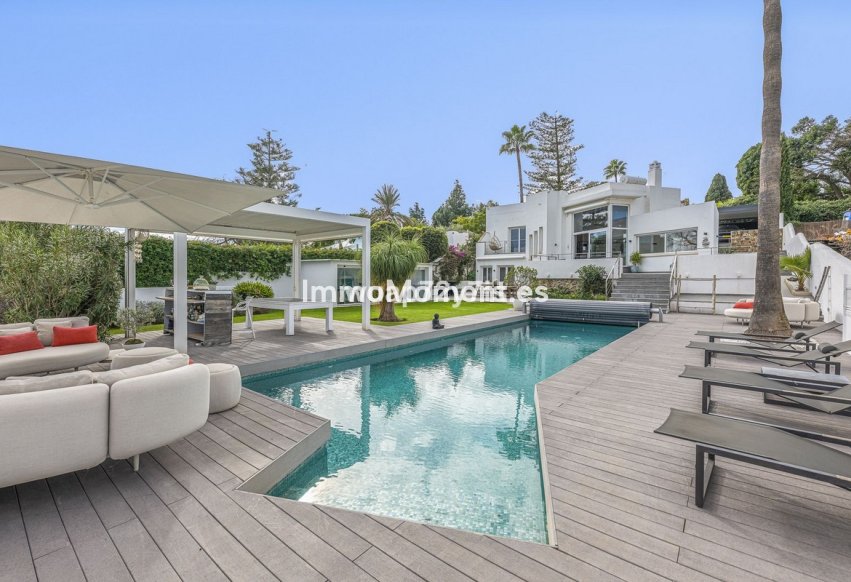 Resale - Detached villa - Marbella - Guadalmina Alta