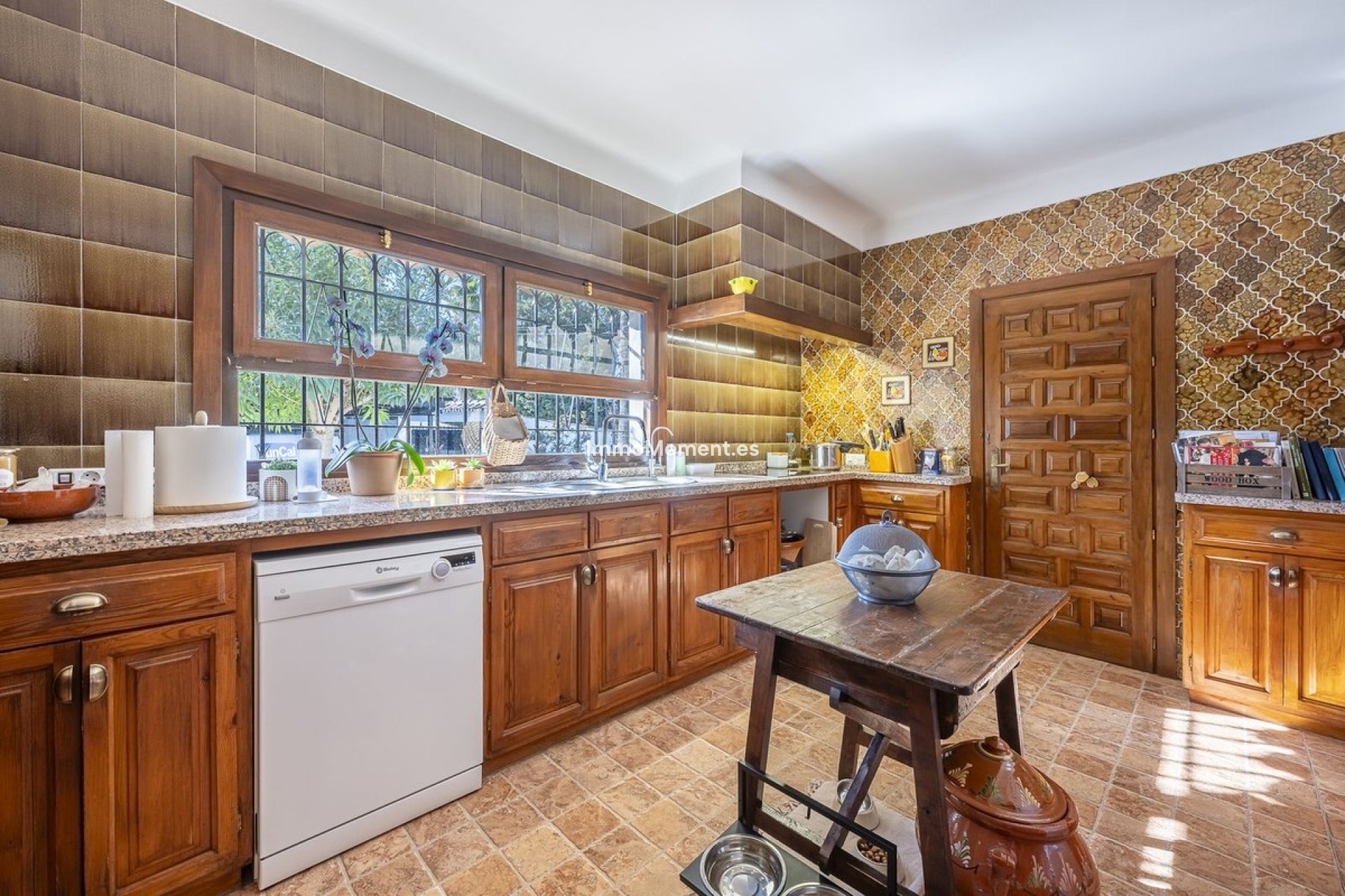 Resale - Detached villa - Marbella - Guadalmina Alta