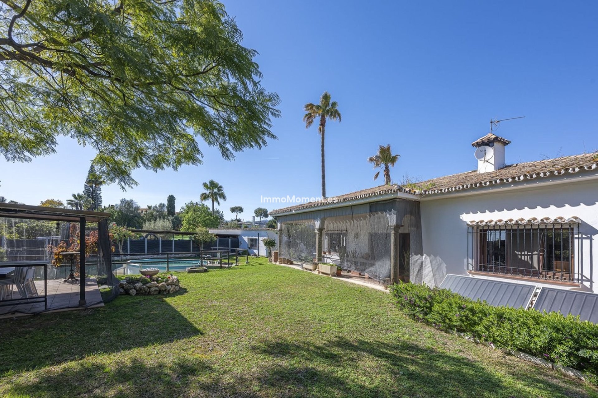 Resale - Detached villa - Marbella - Guadalmina Alta