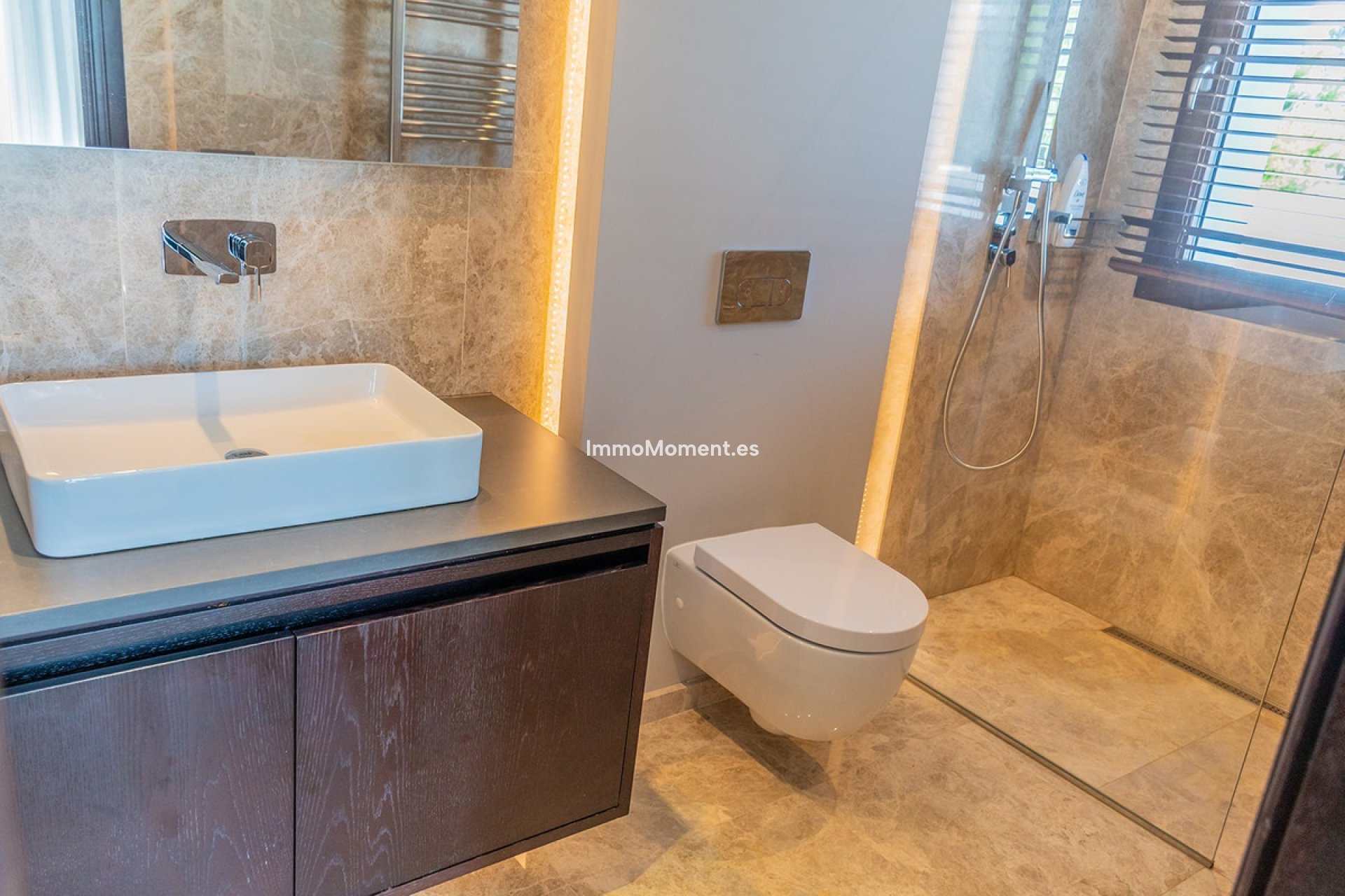 Resale - Detached villa - Marbella - Guadalmina Alta