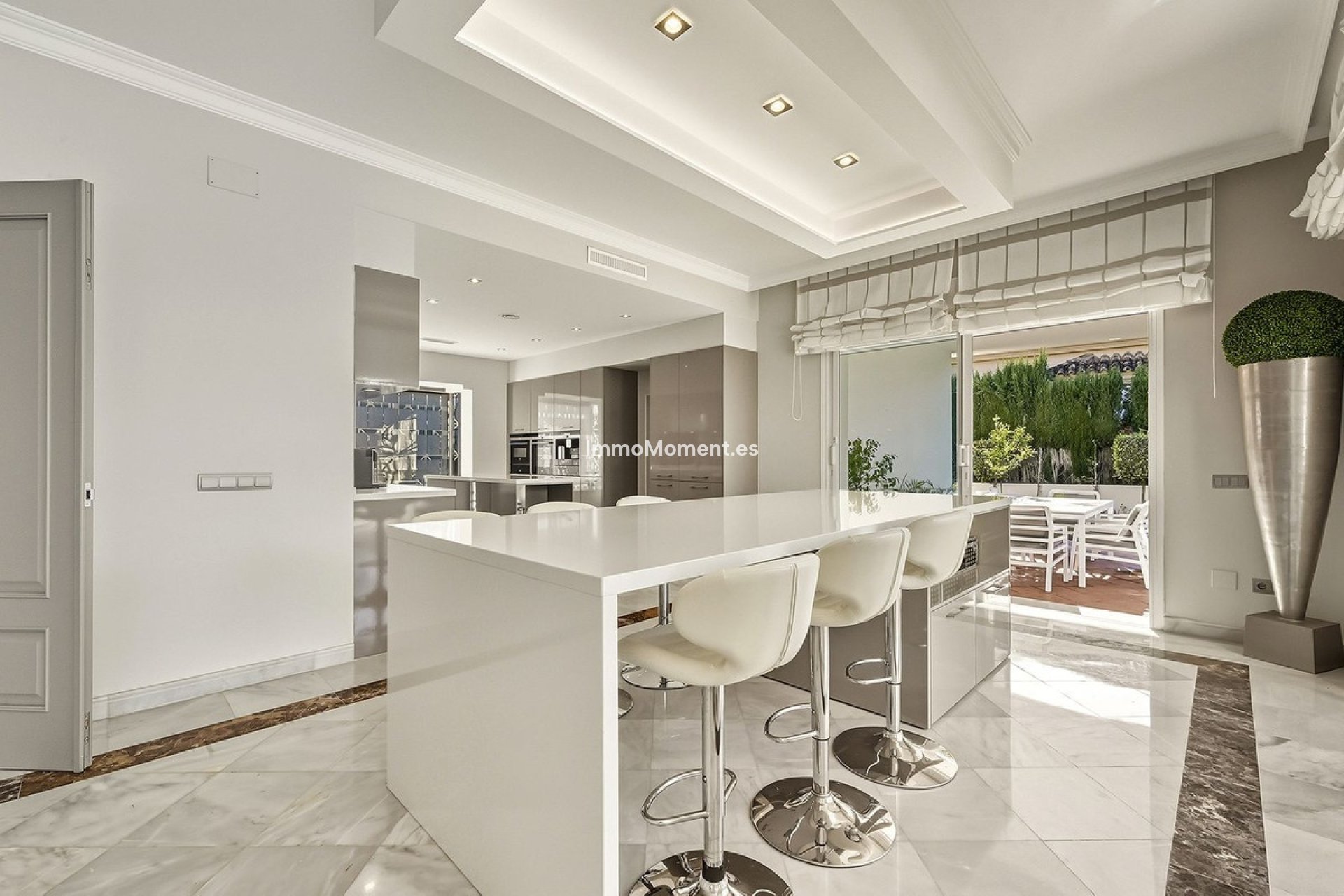 Resale - Detached villa - Marbella - Guadalmina Alta