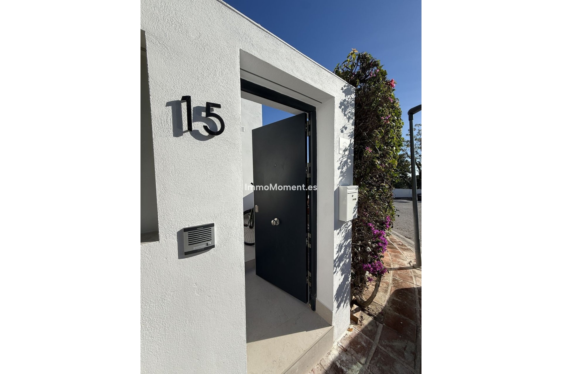 Resale - Detached villa - Marbella - Guadalmina Alta