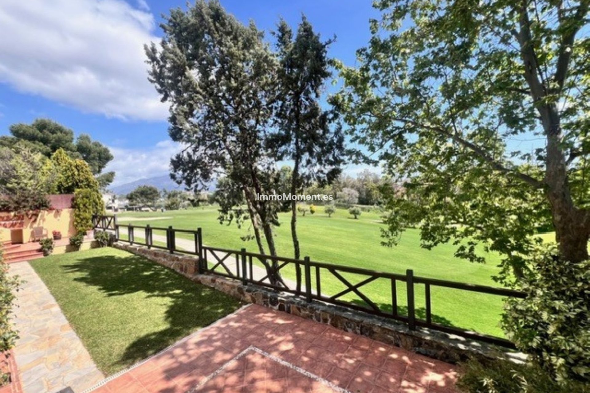 Resale - Detached villa - Marbella - Guadalmina Alta