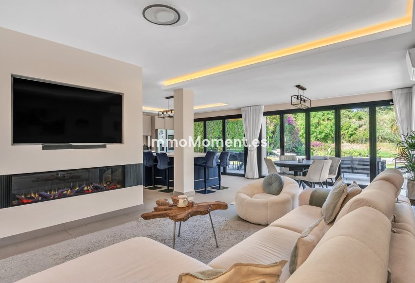 Resale - Detached villa - Marbella - Guadalmina Alta
