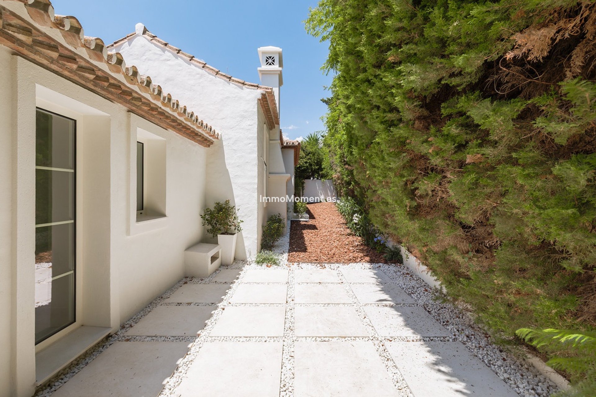 Resale - Detached villa - Marbella - Guadalmina Alta