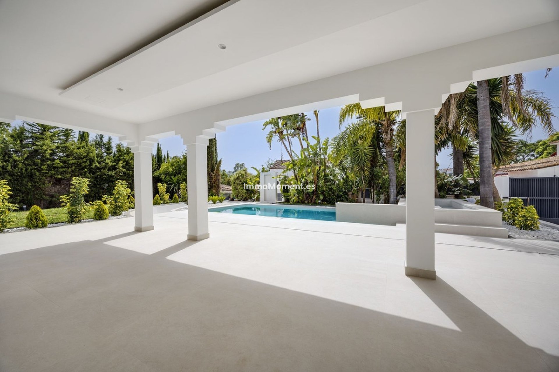 Resale - Detached villa - Marbella - Guadalmina Alta