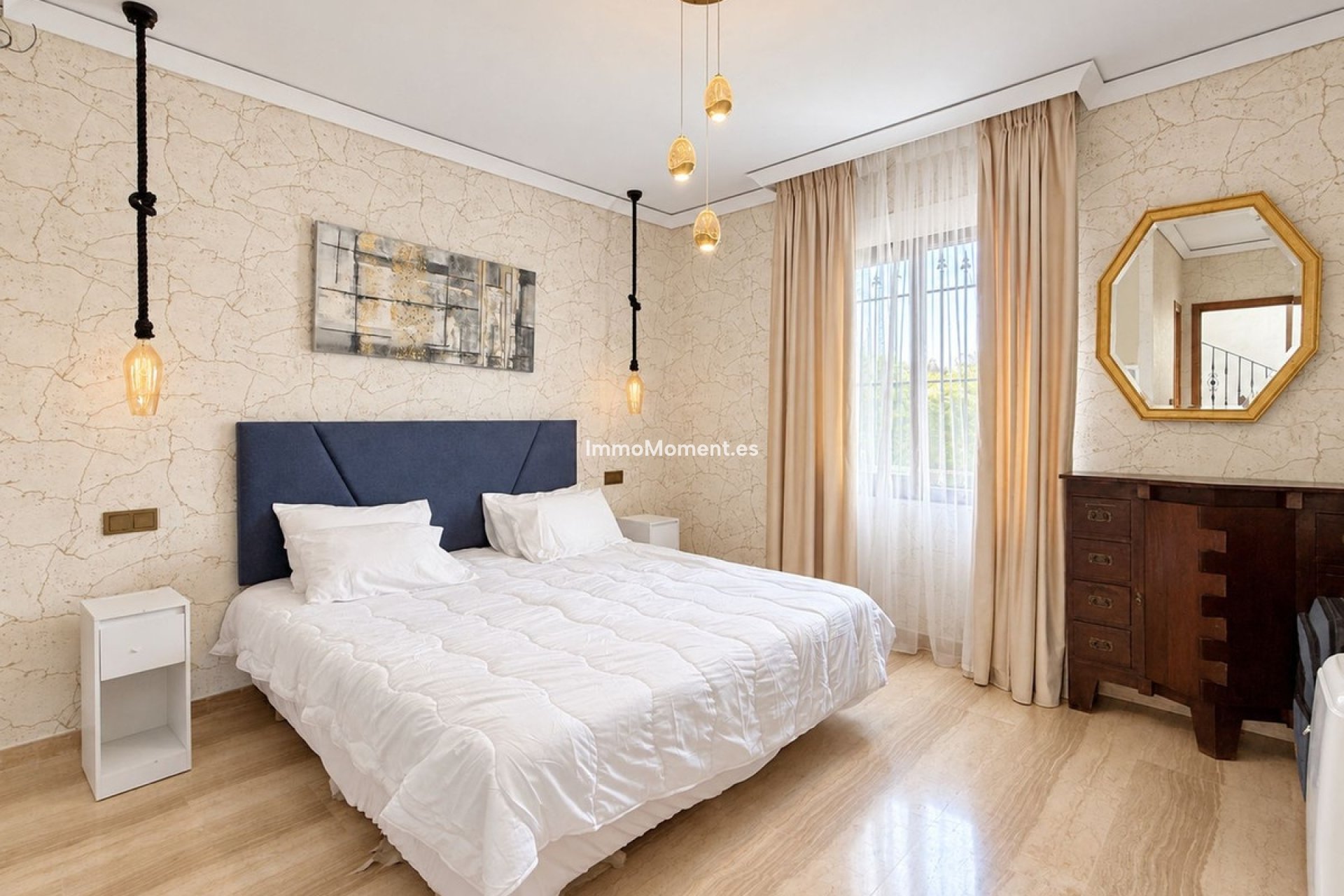 Resale - Detached villa - Marbella - Guadalmina Baja
