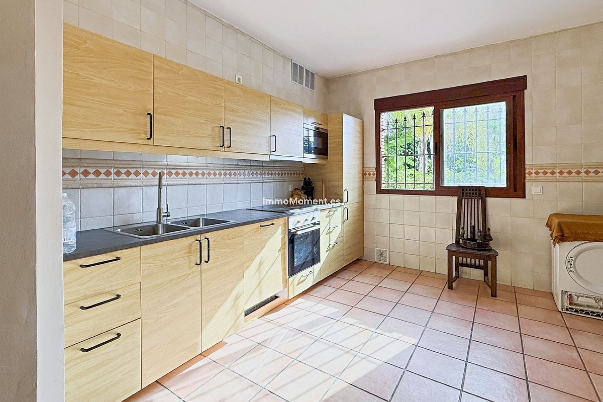 Resale - Detached villa - Marbella - Guadalmina Baja