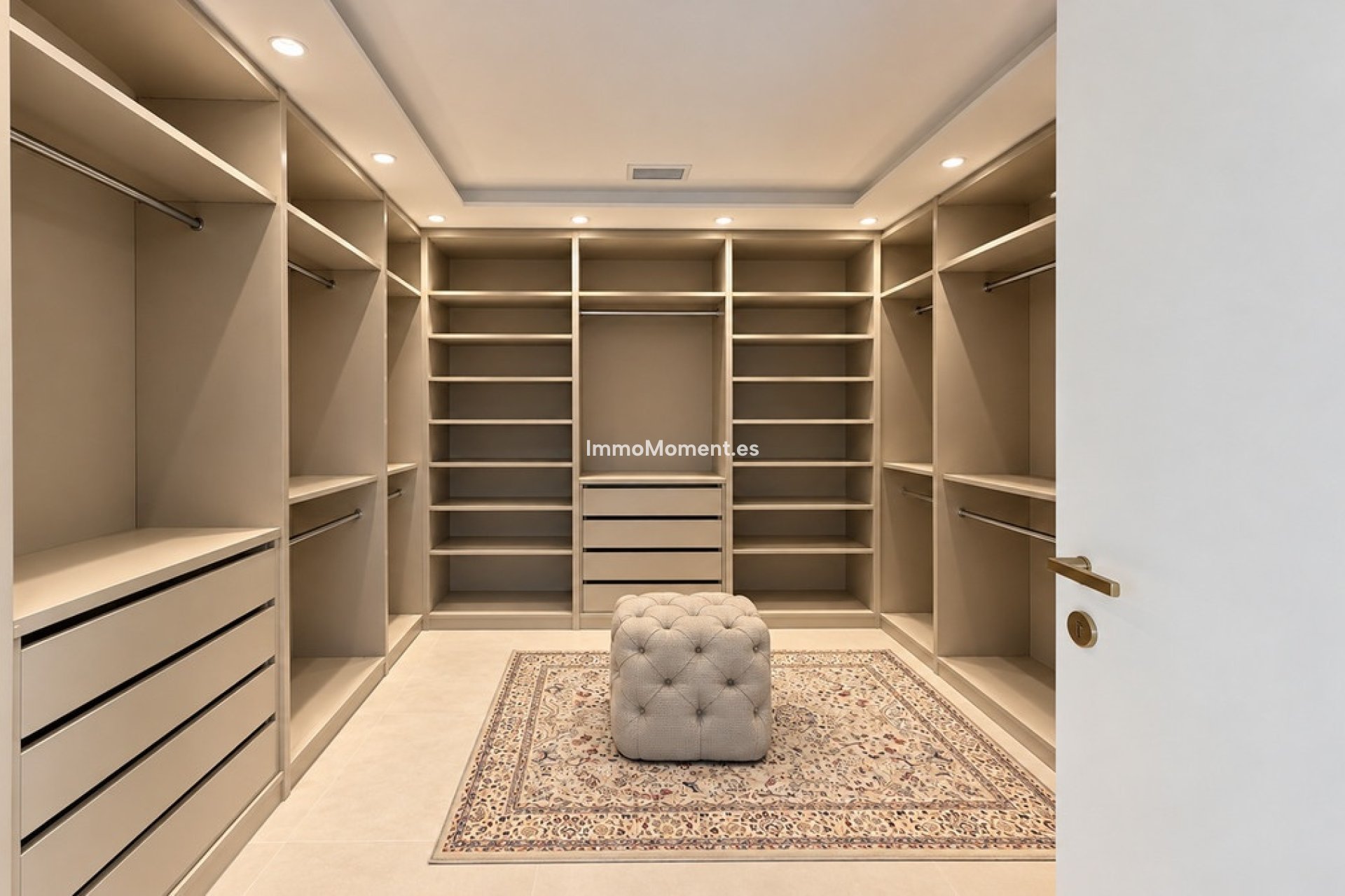 Resale - Detached villa - Marbella - Guadalmina Baja