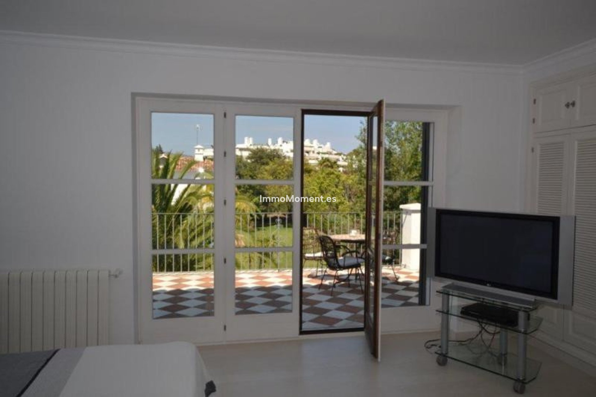 Resale - Detached villa - Marbella - Guadalmina Baja
