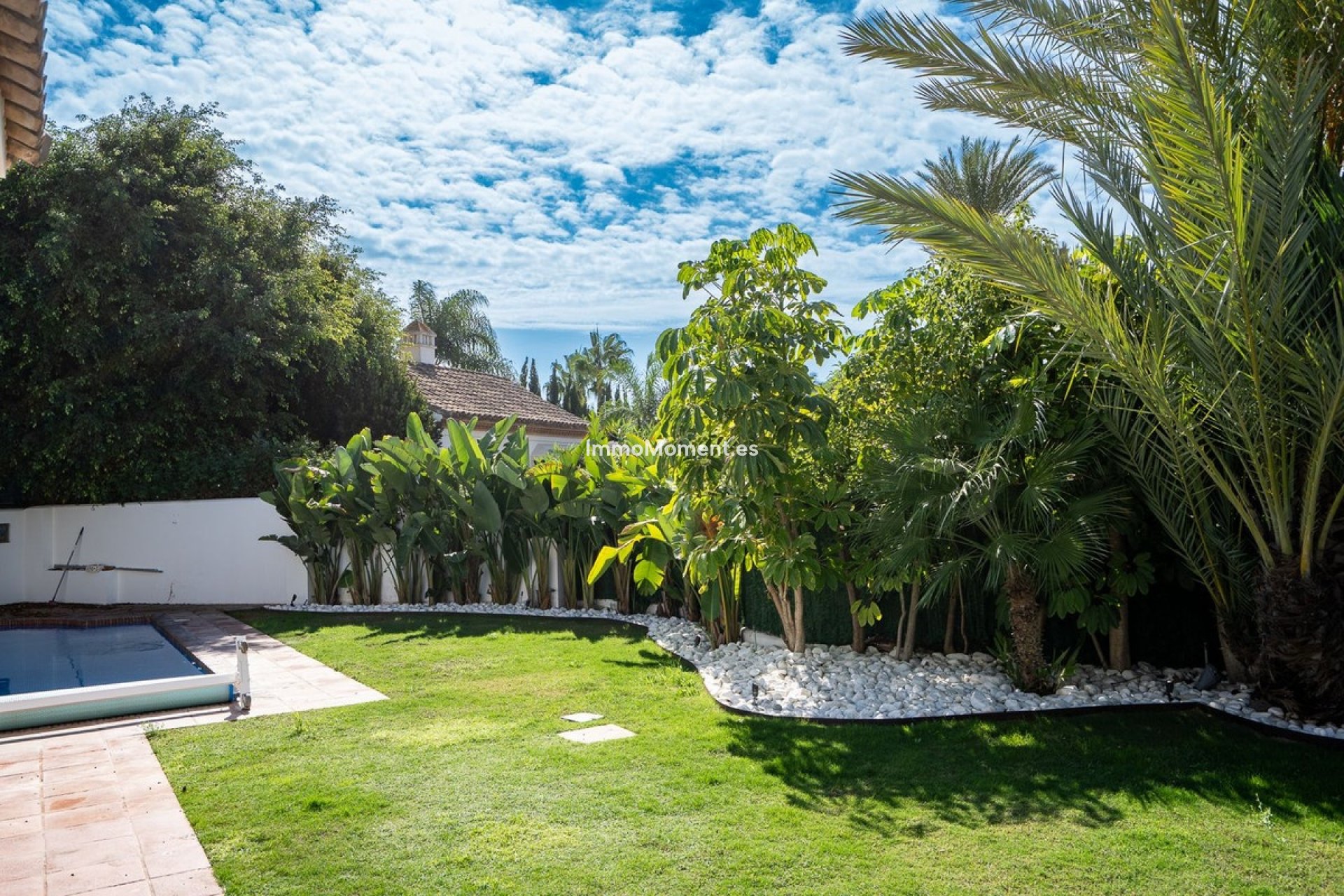 Resale - Detached villa - Marbella - Guadalmina Baja
