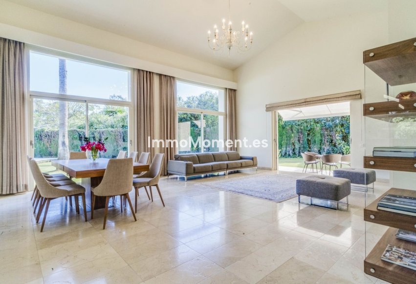 Resale - Detached villa - Marbella - Guadalmina Baja
