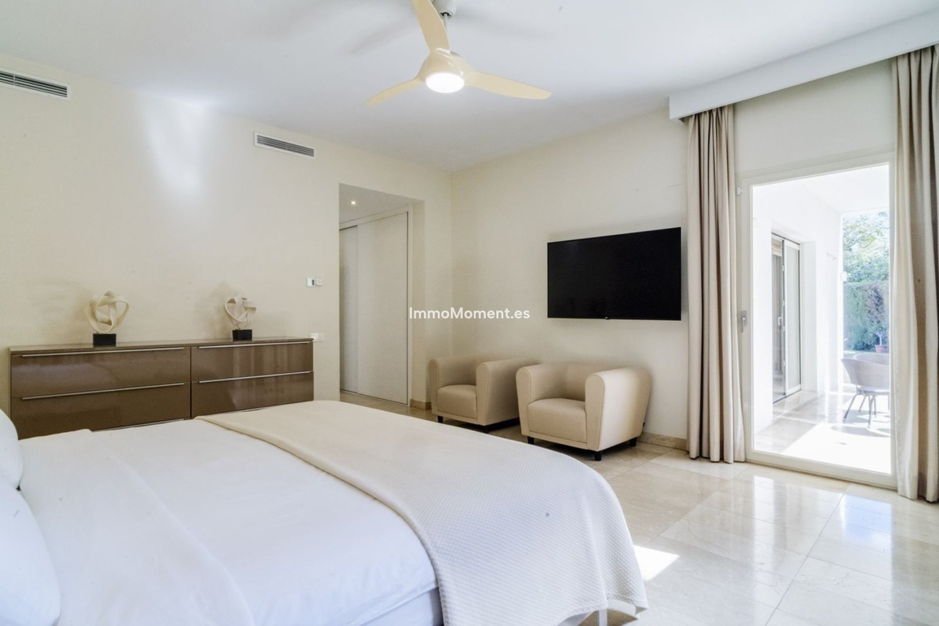 Resale - Detached villa - Marbella - Guadalmina Baja