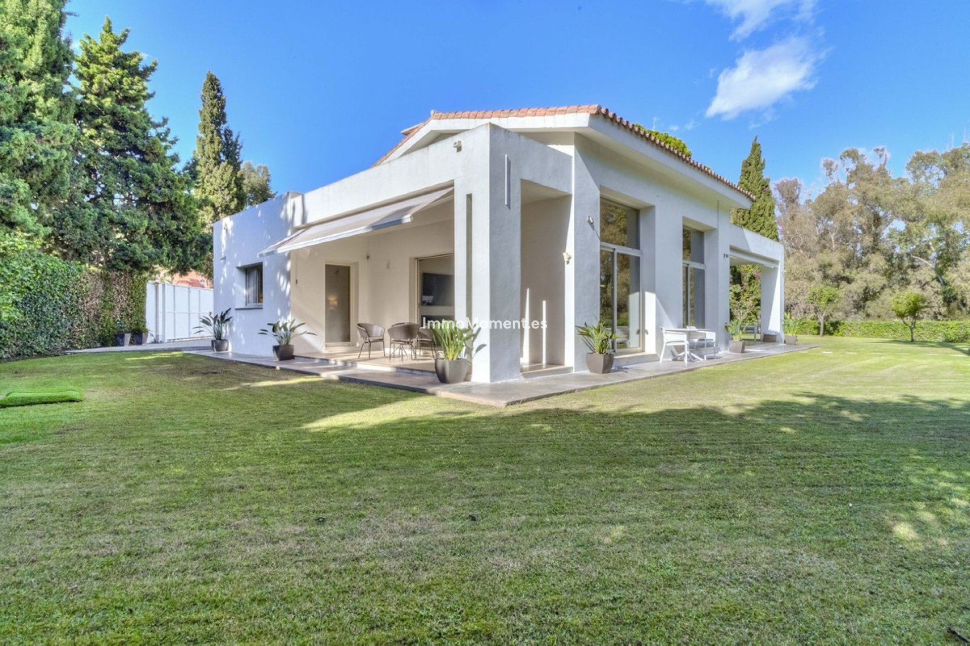 Resale - Detached villa - Marbella - Guadalmina Baja