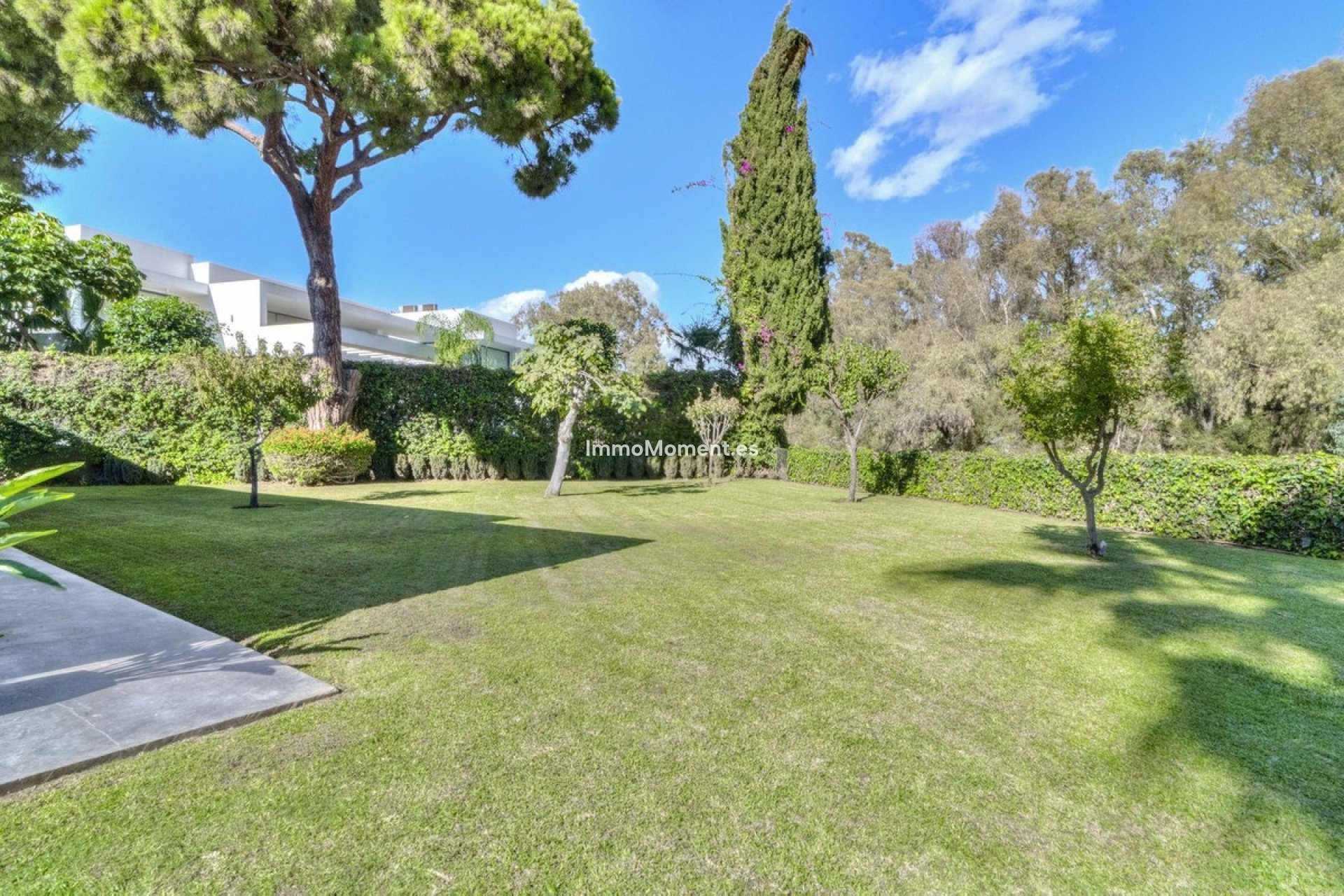 Resale - Detached villa - Marbella - Guadalmina Baja