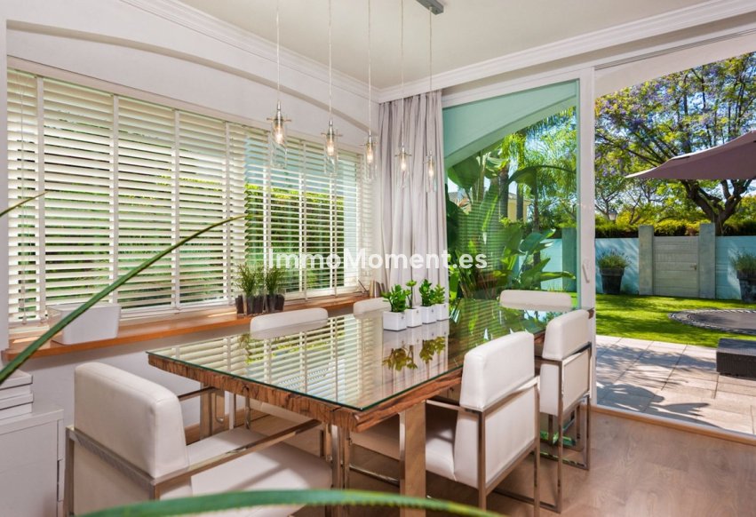 Resale - Detached villa - Marbella - Guadalmina Baja