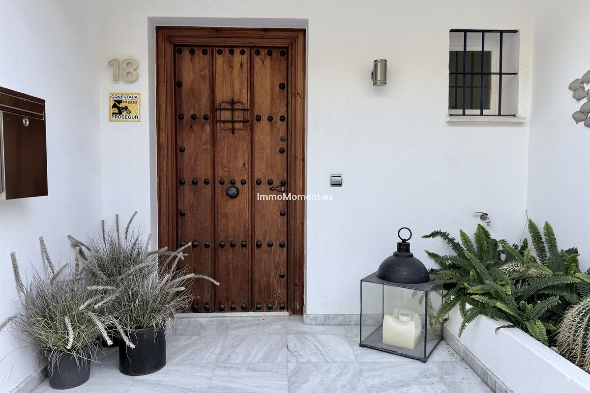 Resale - Detached villa - Marbella - Guadalmina Baja