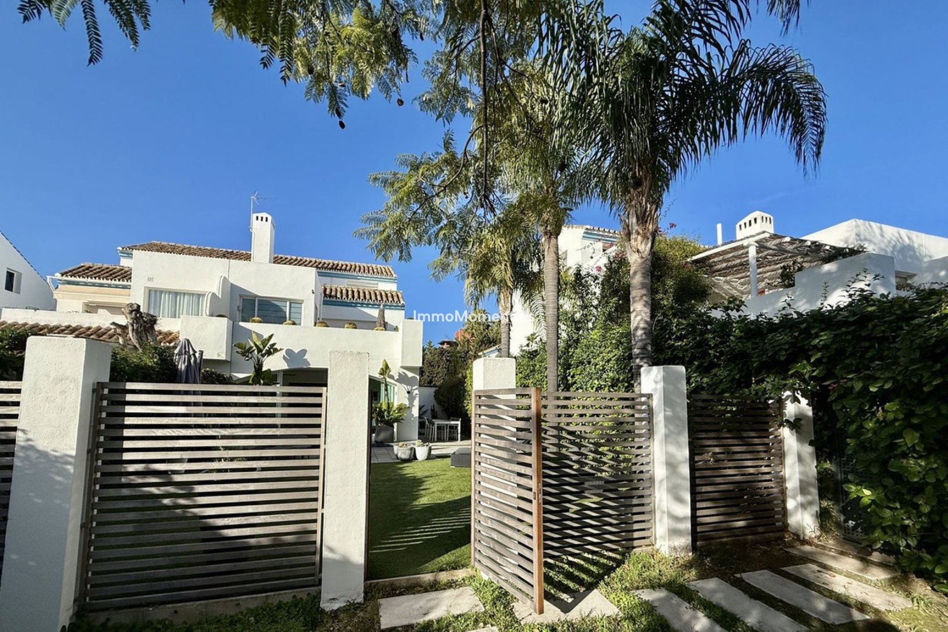 Resale - Detached villa - Marbella - Guadalmina Baja