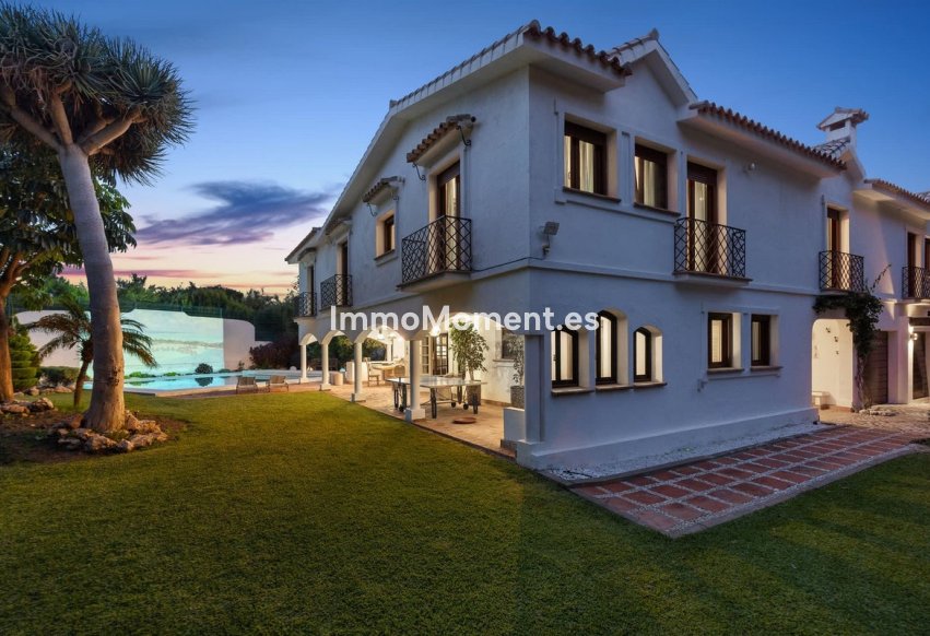 Resale - Detached villa - Marbella - Guadalmina Baja