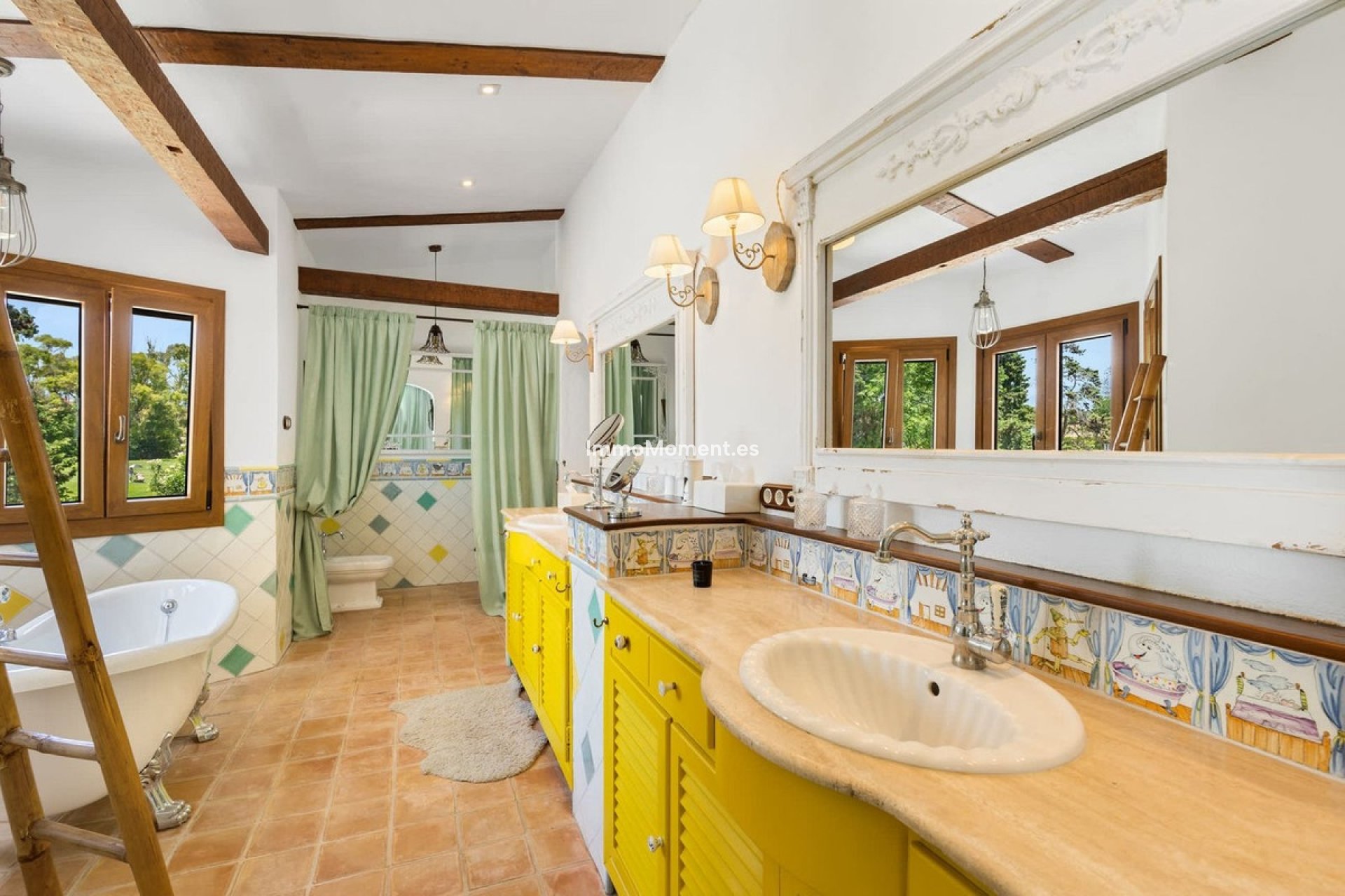 Resale - Detached villa - Marbella - Guadalmina Baja