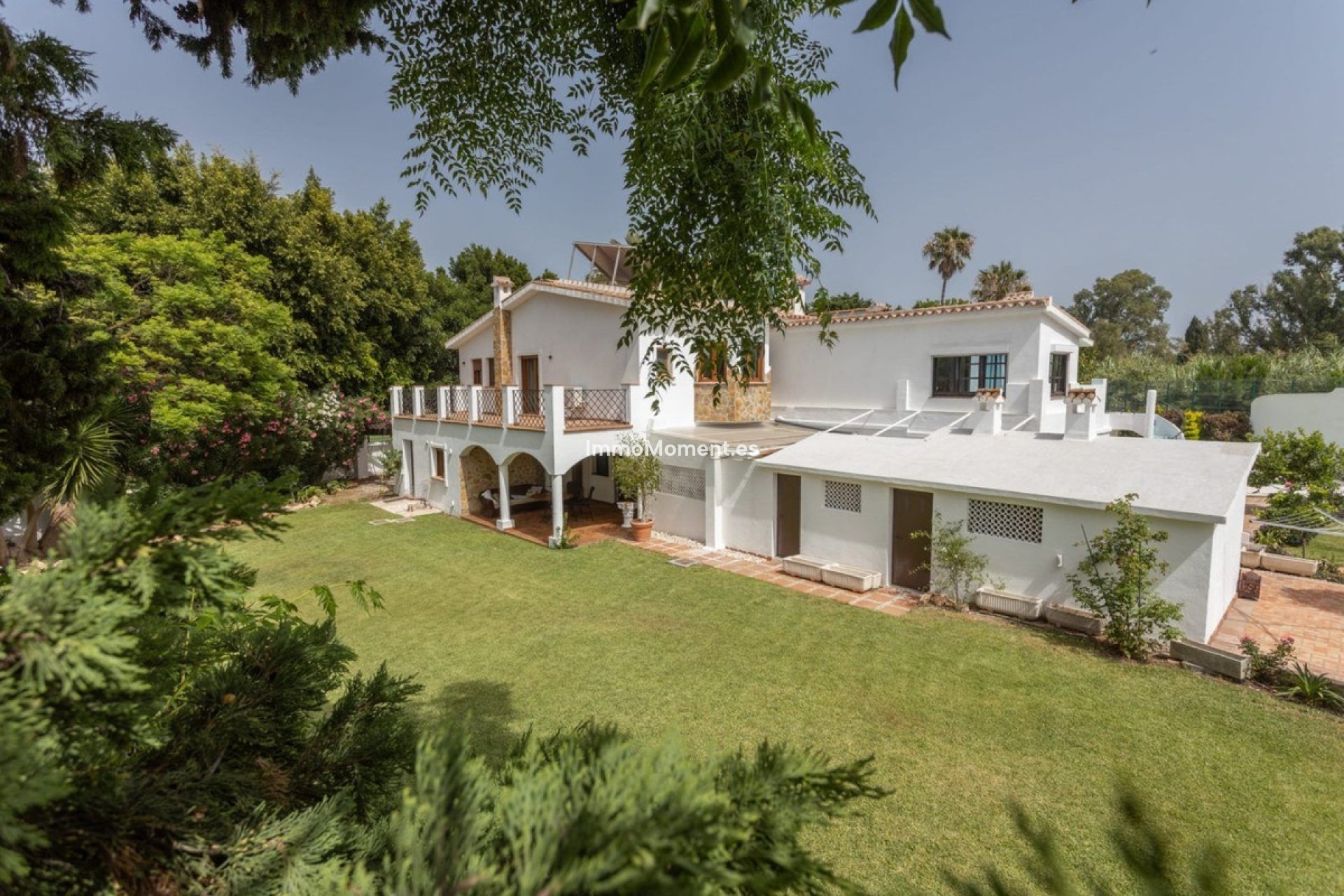 Resale - Detached villa - Marbella - Guadalmina Baja