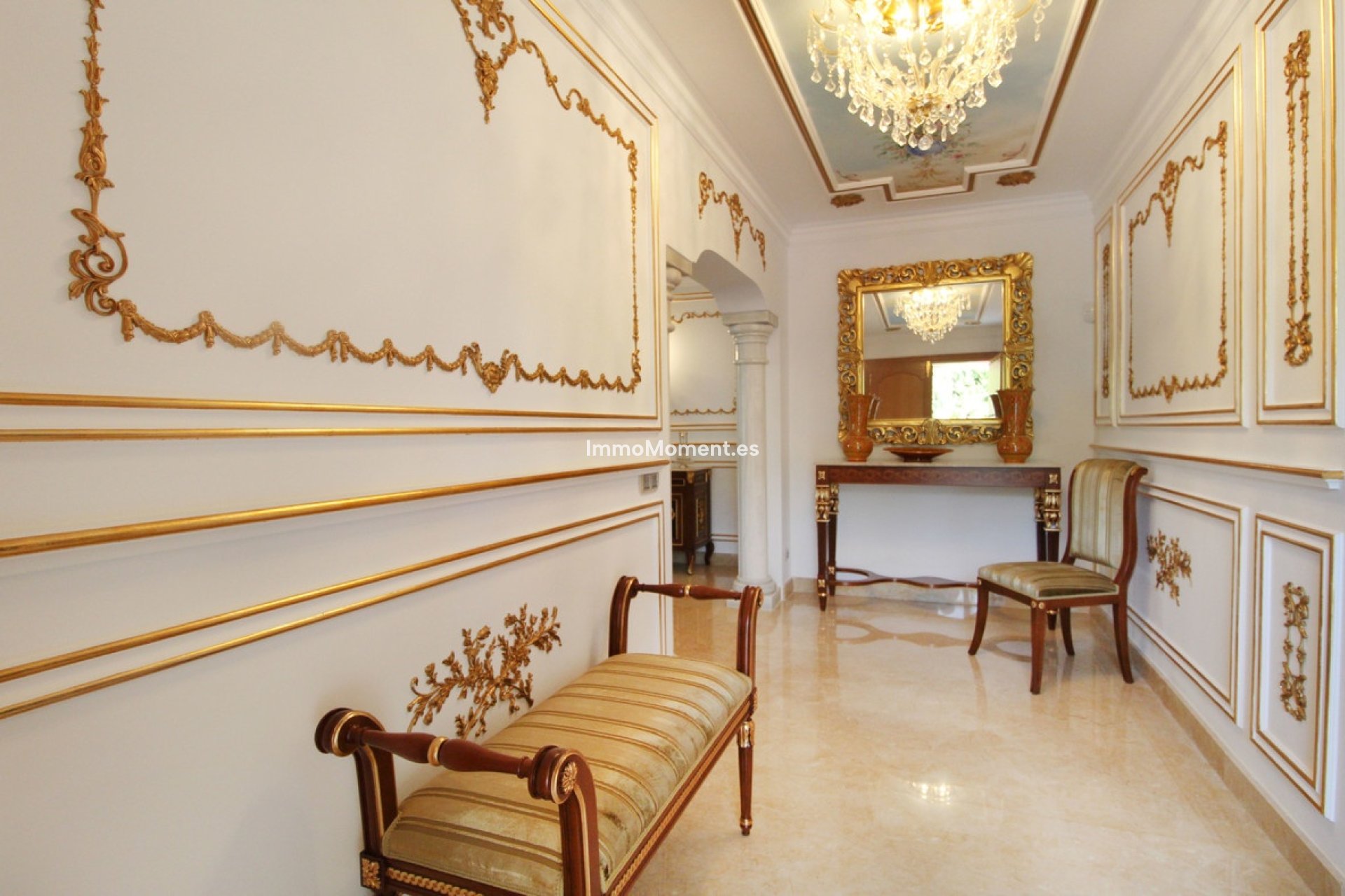 Resale - Detached villa - Marbella - Guadalmina Baja
