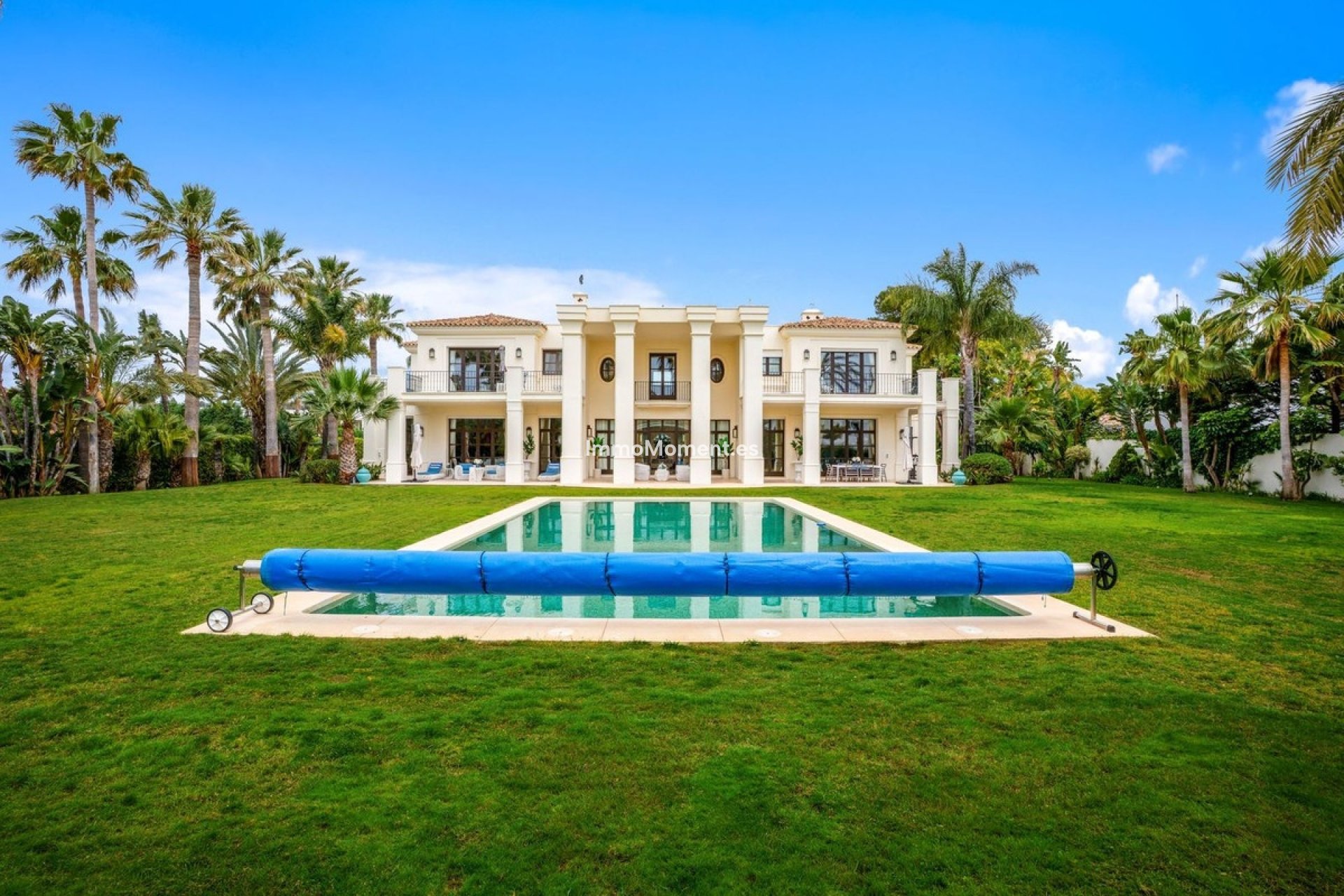 Resale - Detached villa - Marbella - Guadalmina Baja