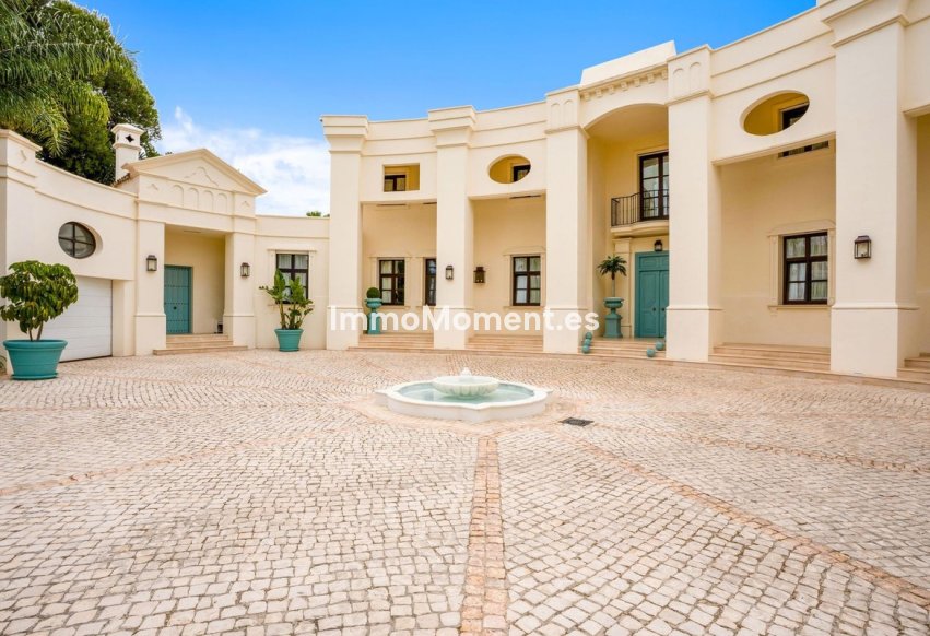 Resale - Detached villa - Marbella - Guadalmina Baja