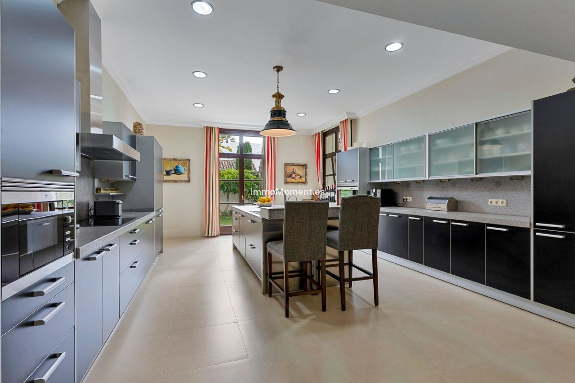 Resale - Detached villa - Marbella - Guadalmina Baja