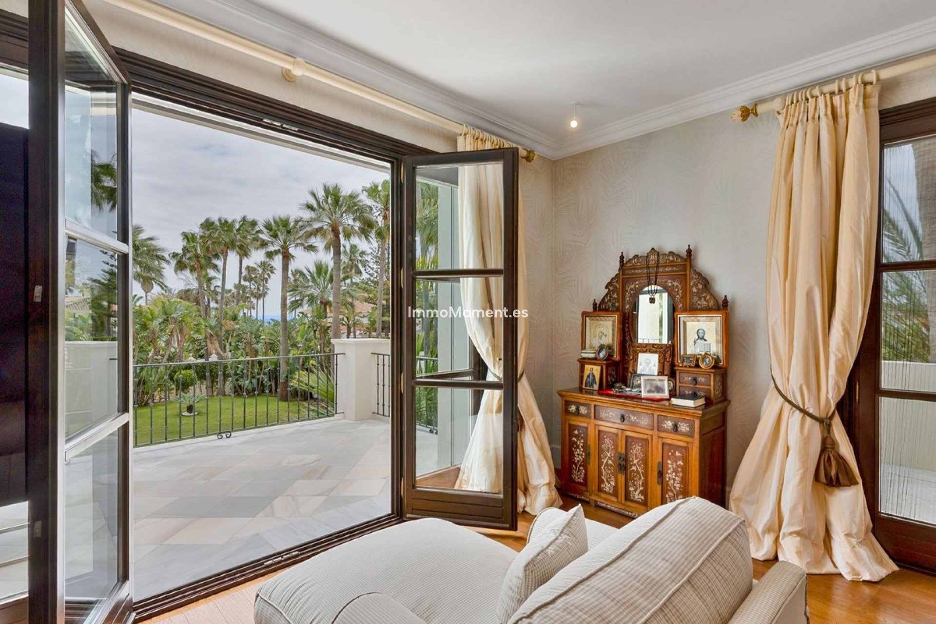 Resale - Detached villa - Marbella - Guadalmina Baja