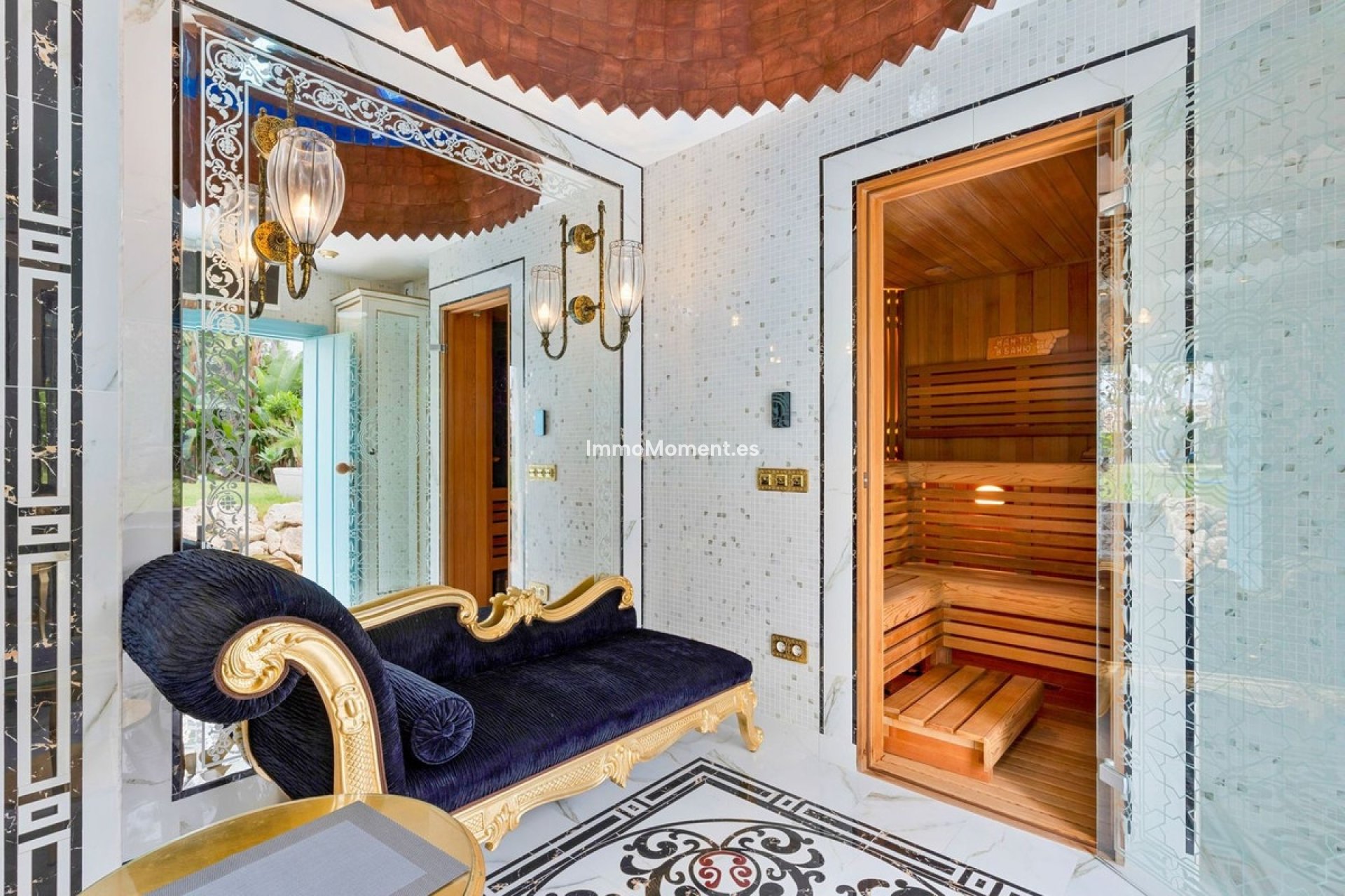 Resale - Detached villa - Marbella - Guadalmina Baja