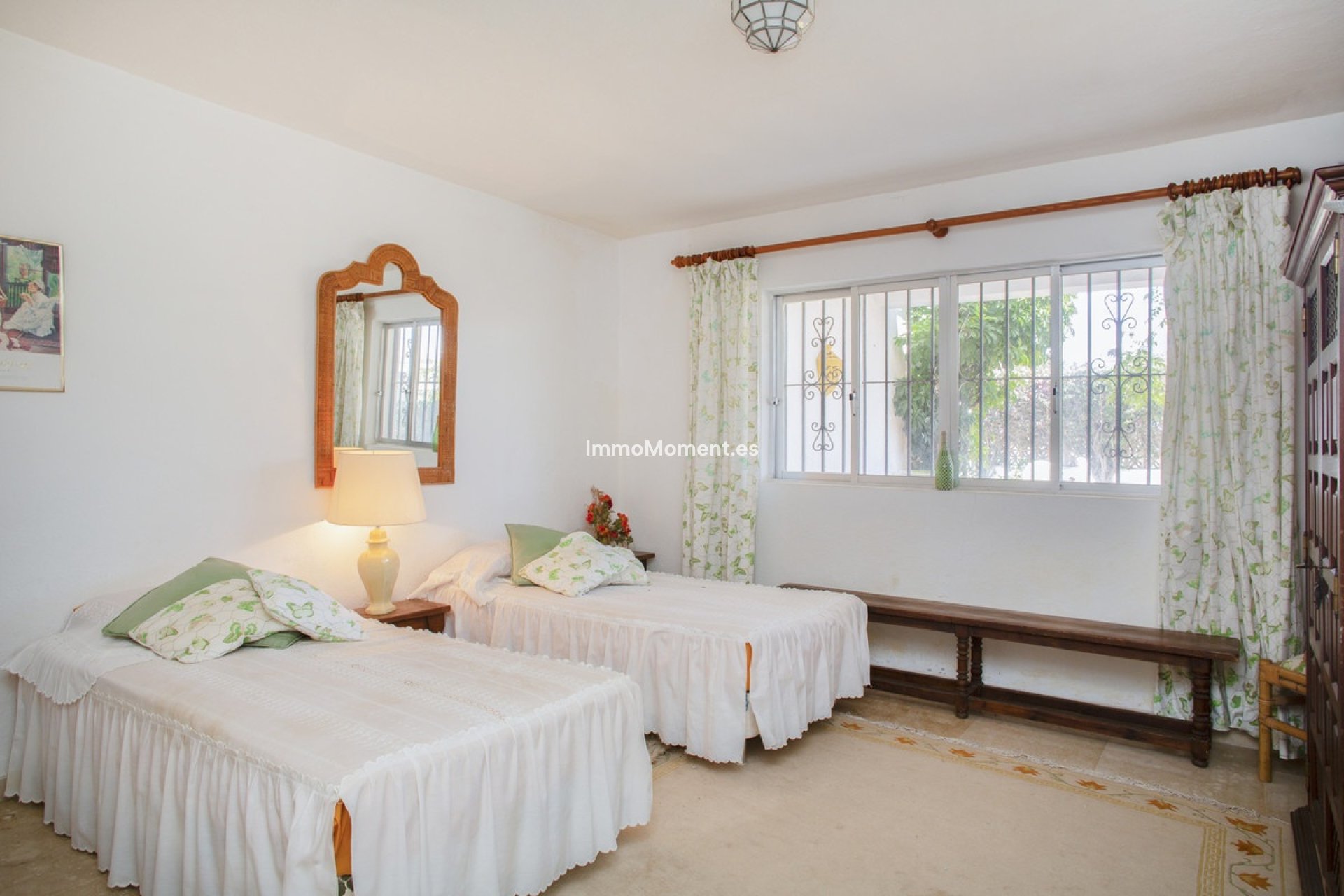 Resale - Detached villa - Marbella - Guadalmina Baja