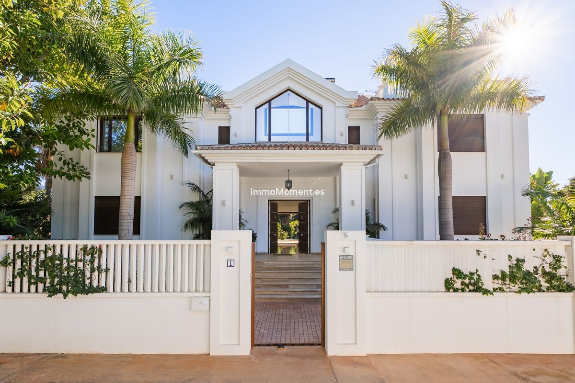 Resale - Detached villa - Marbella - Guadalmina Baja