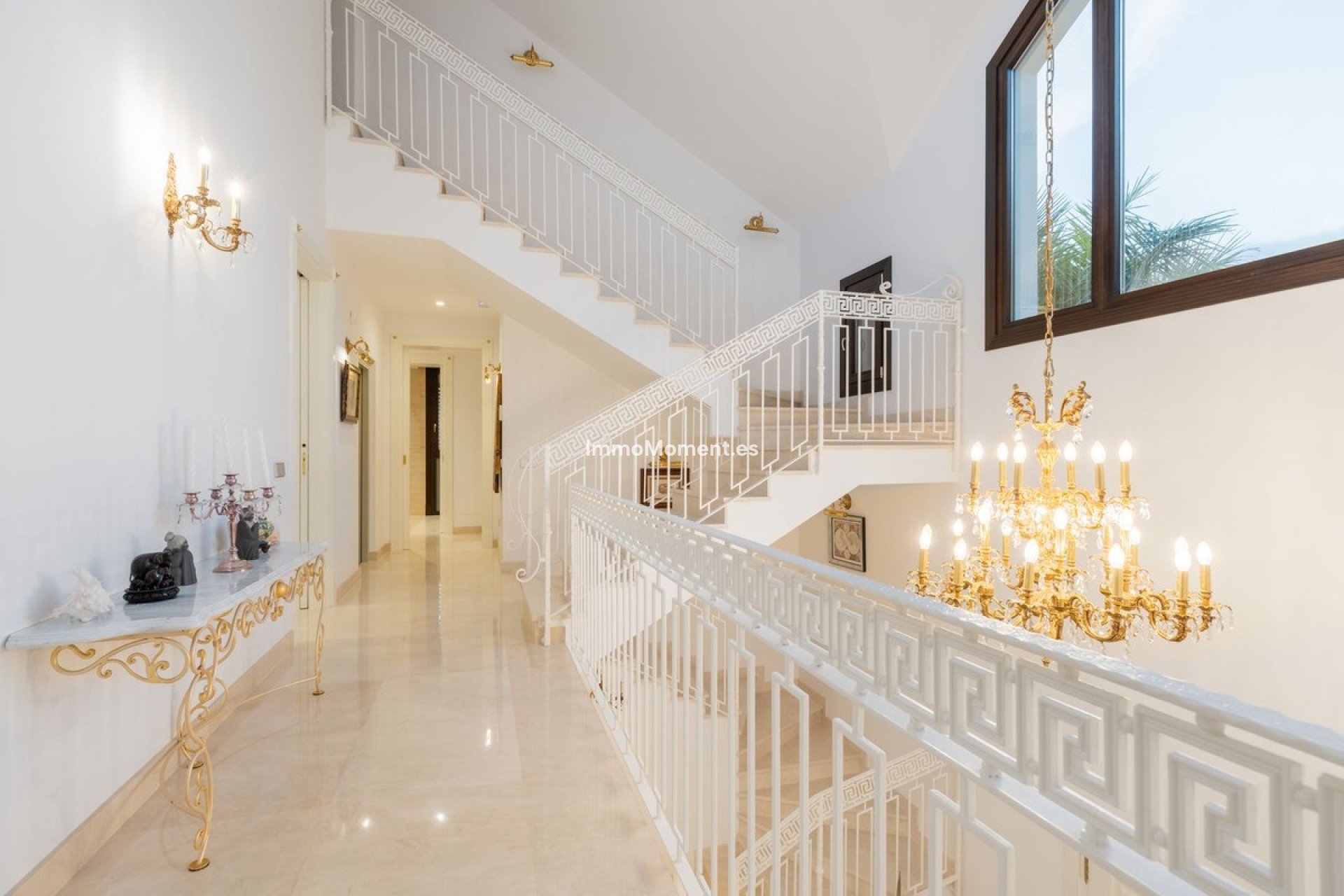 Resale - Detached villa - Marbella - Guadalmina Baja